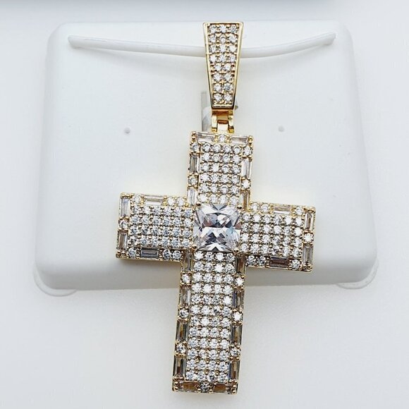 14K Gold Plated Cubic Zircon Pendant, EVBRS508 - Picture 5 of 9